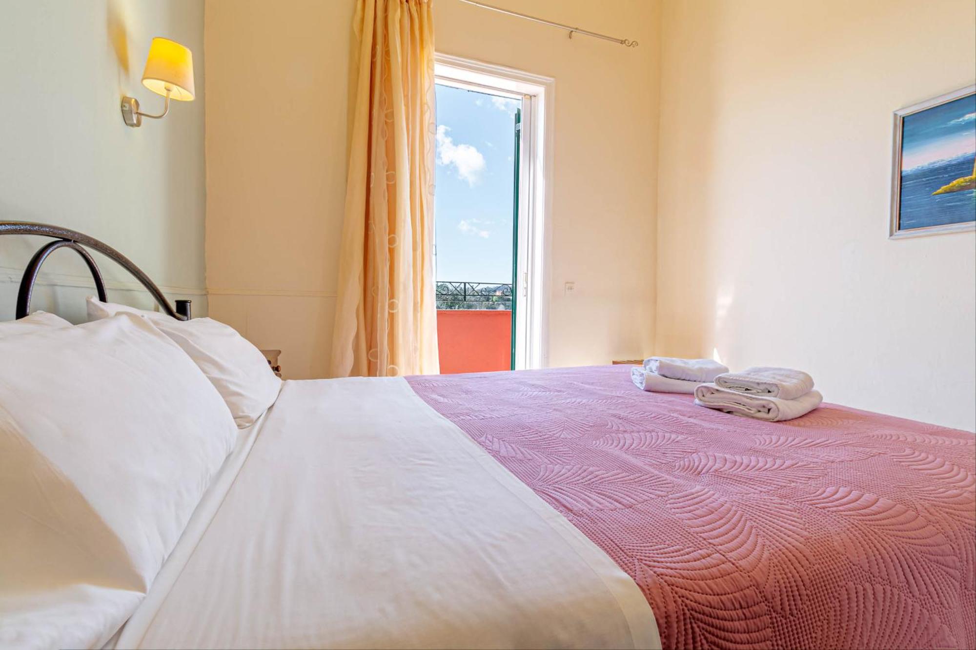 Hotel Ionian Arches Gouvia Habitación foto